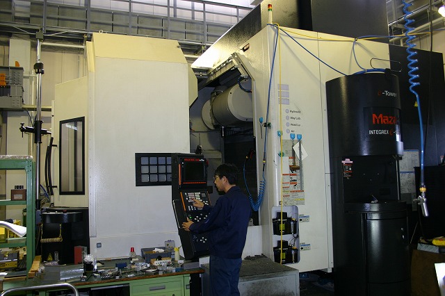 5-axis Machining Center (Mazak)